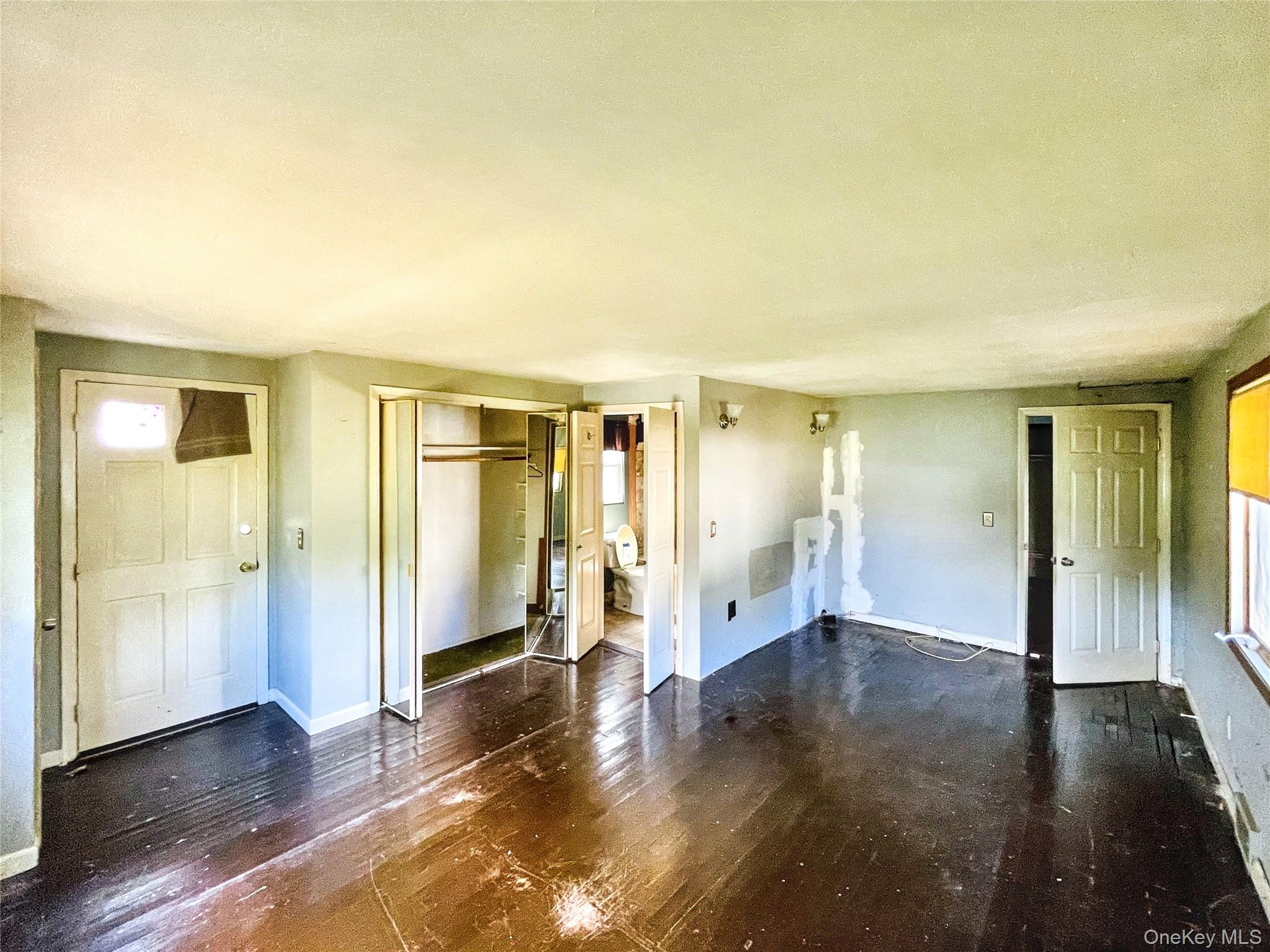 23 Woods Lane, Centereach, NY 11720