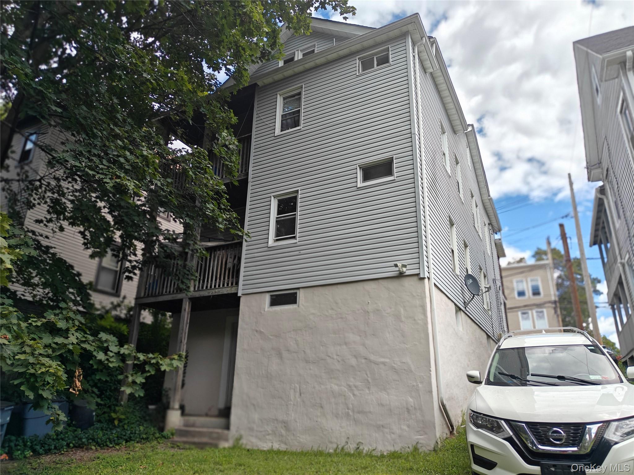 130 N Clinton Street, Poughkeepsie, NY 12601