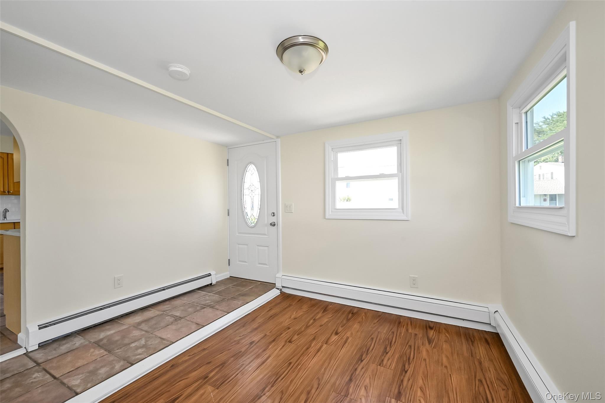 77 Autumn Lane, Hicksville, NY 11801