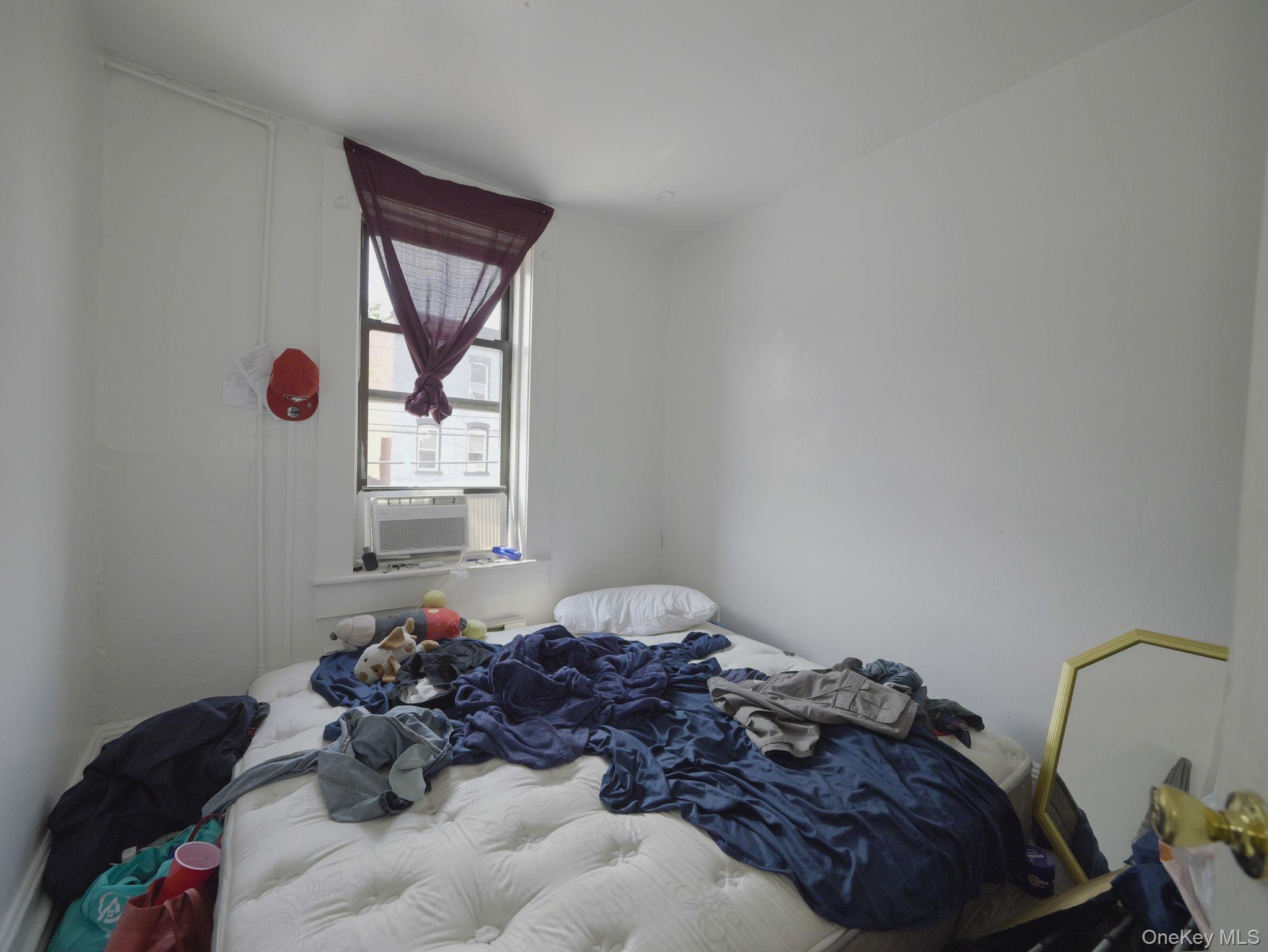 81 William Street, Newburgh, NY 12550