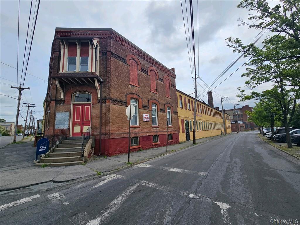 39 Railroad Avenue # 5, Middletown, NY 10940