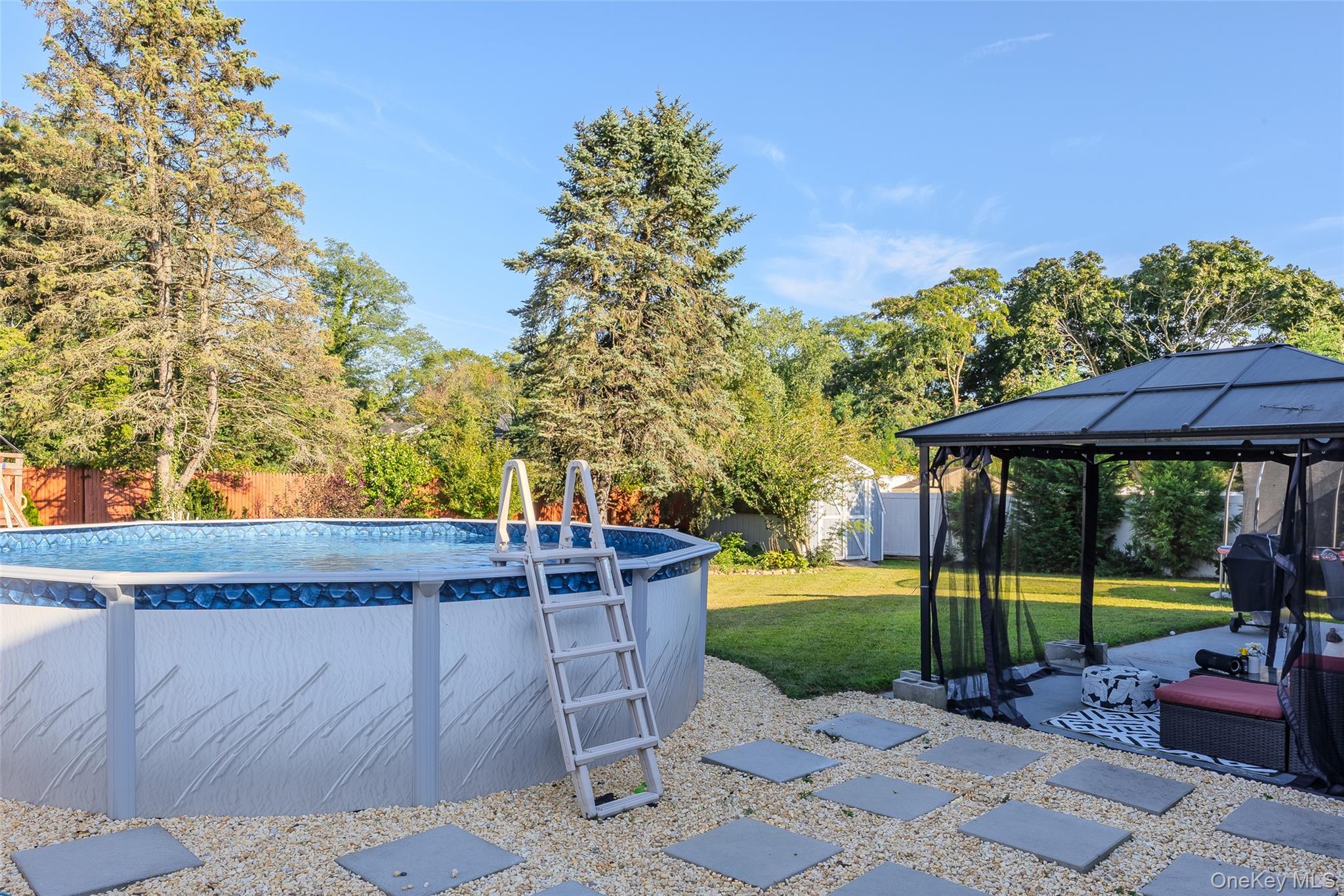 68 Rosemont Avenue, Farmingville, NY 11738