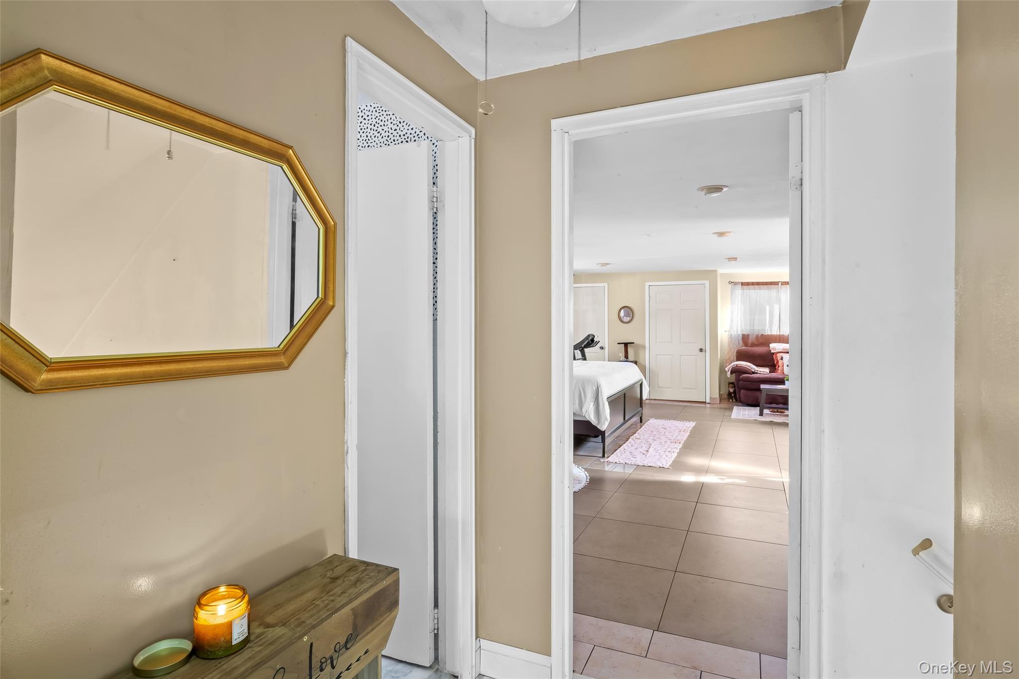 68 Rosemont Avenue, Farmingville, NY 11738