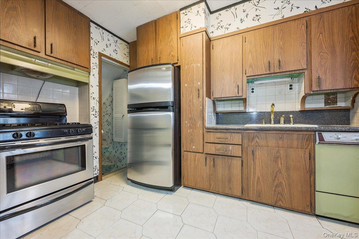 14129 70th Road, Kew Garden Hills, NY 11367