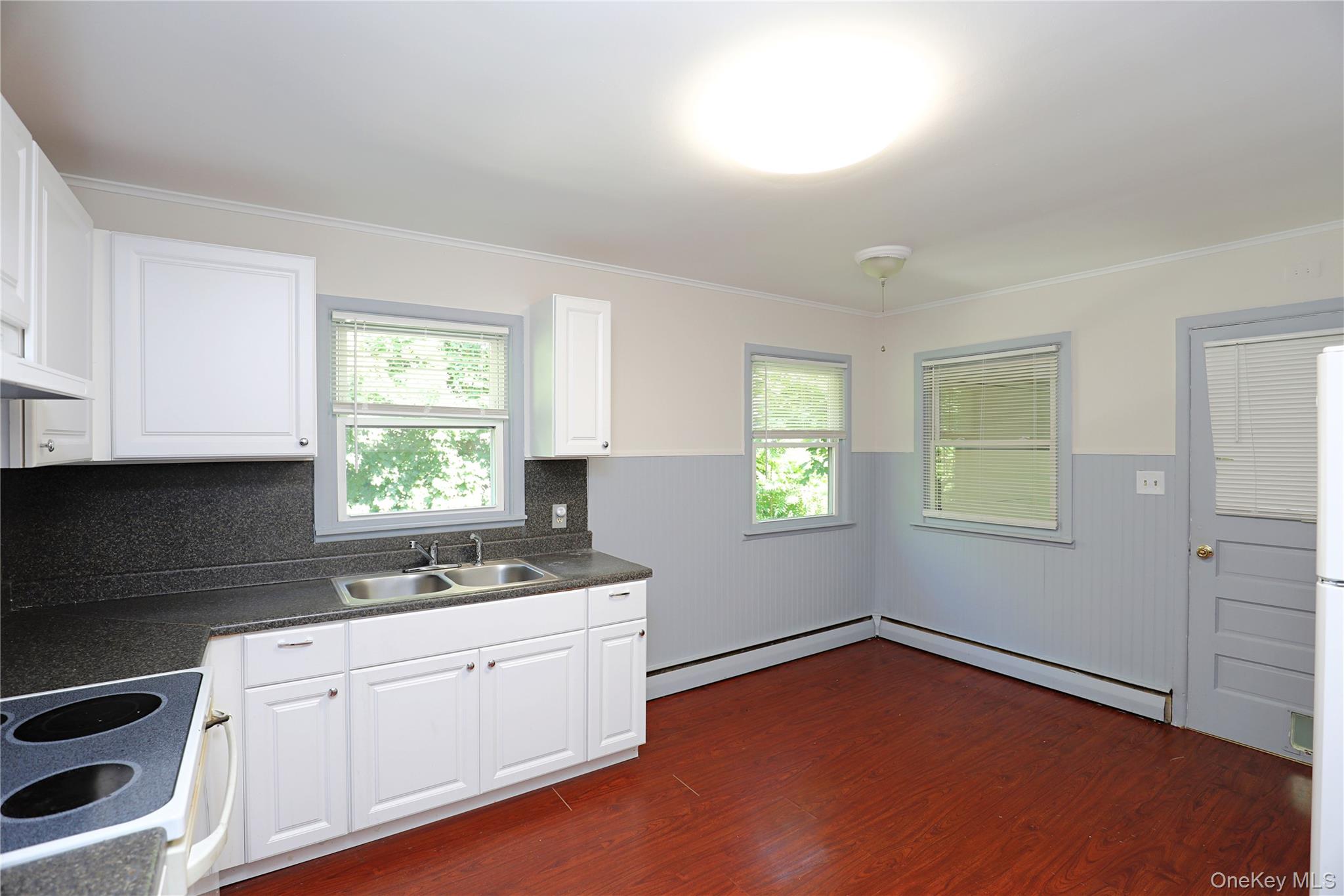 17-21 Cedar Drive, Lake Katrine, NY 12449