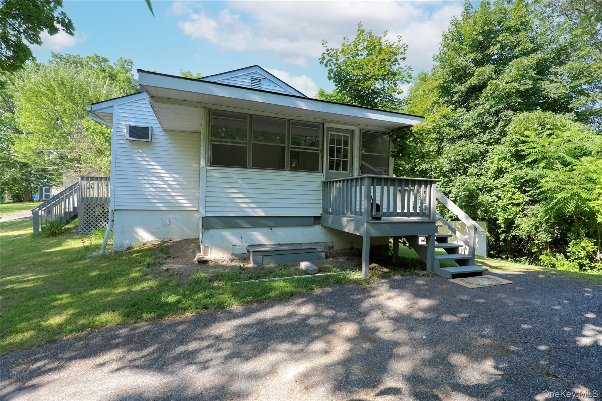 17-21 Cedar Drive, Lake Katrine, NY 12449