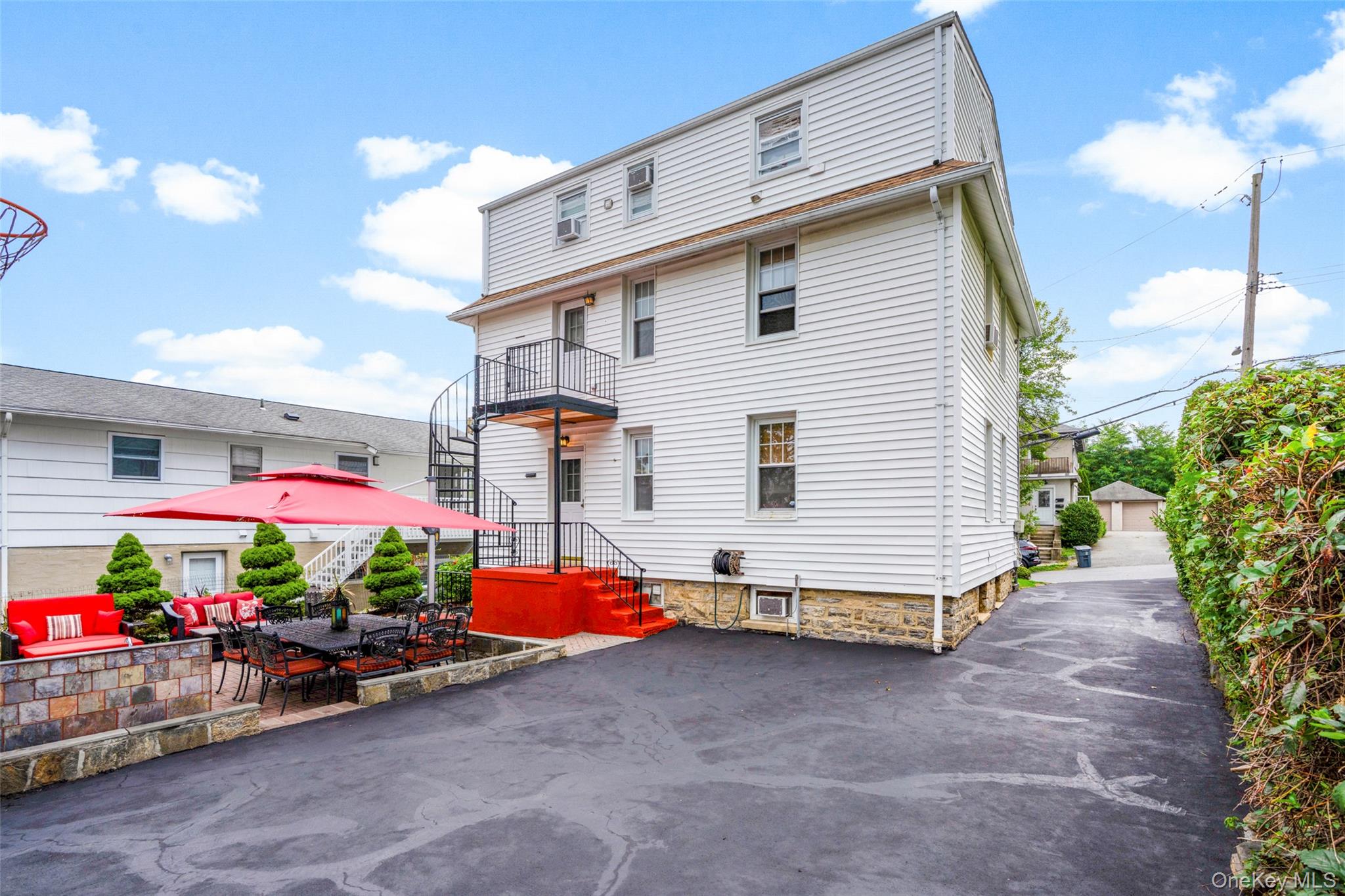 55 N High Street, Tuckahoe, NY 10707