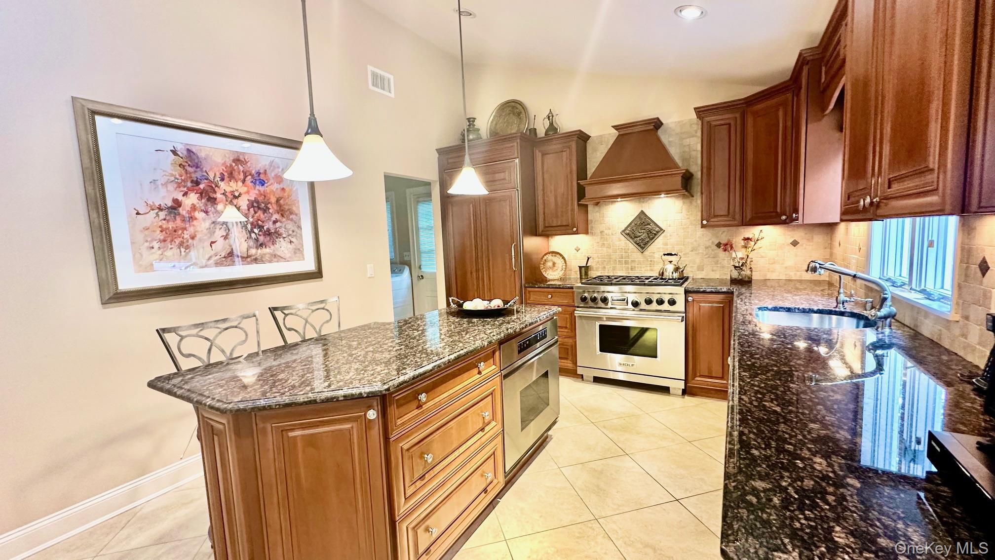 3 Chiswell Drive, Melville, NY 11747