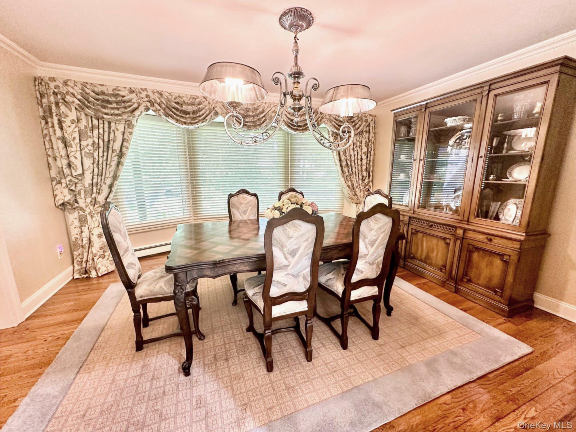 3 Chiswell Drive, Melville, NY 11747