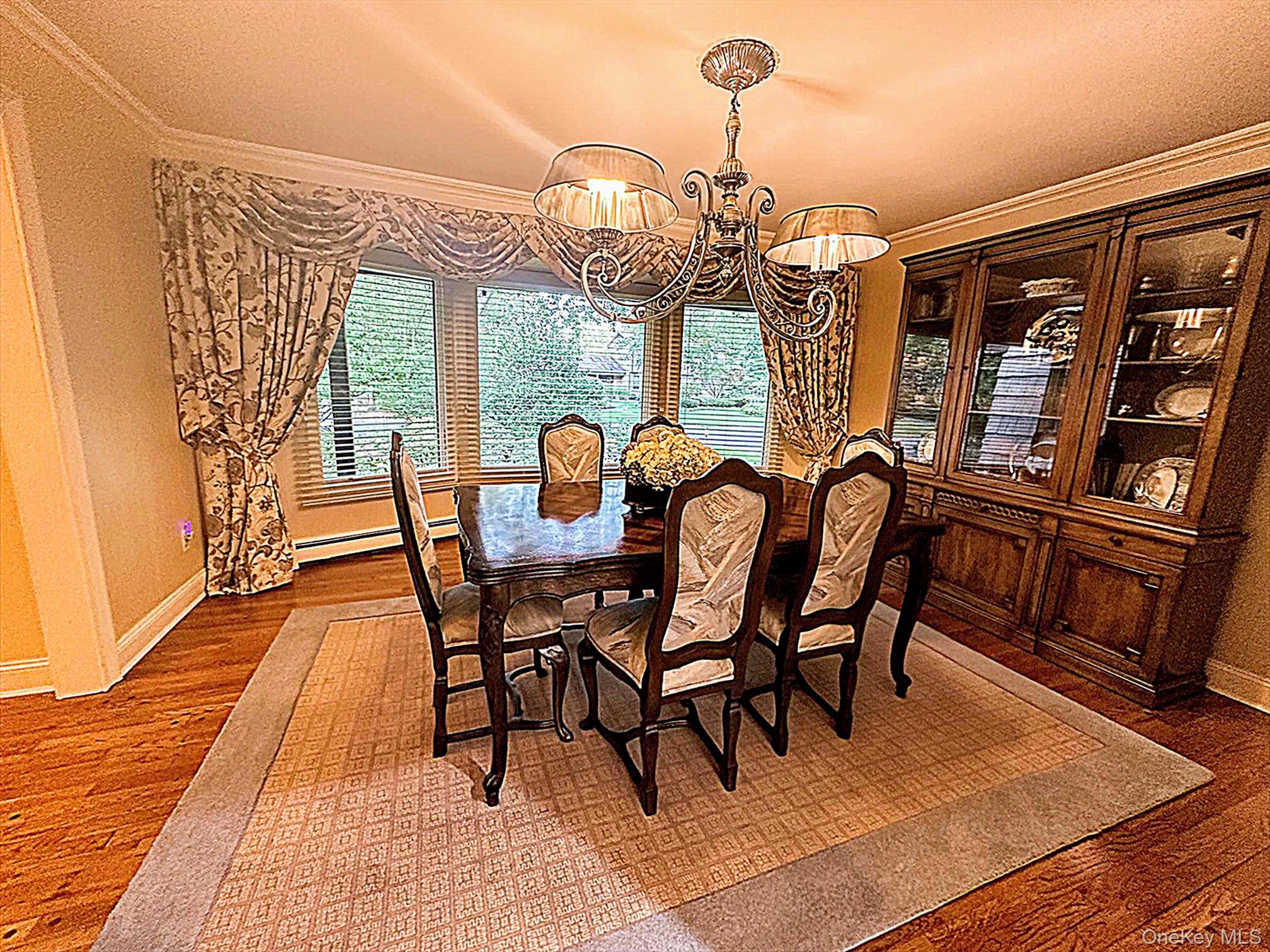 3 Chiswell Drive, Melville, NY 11747