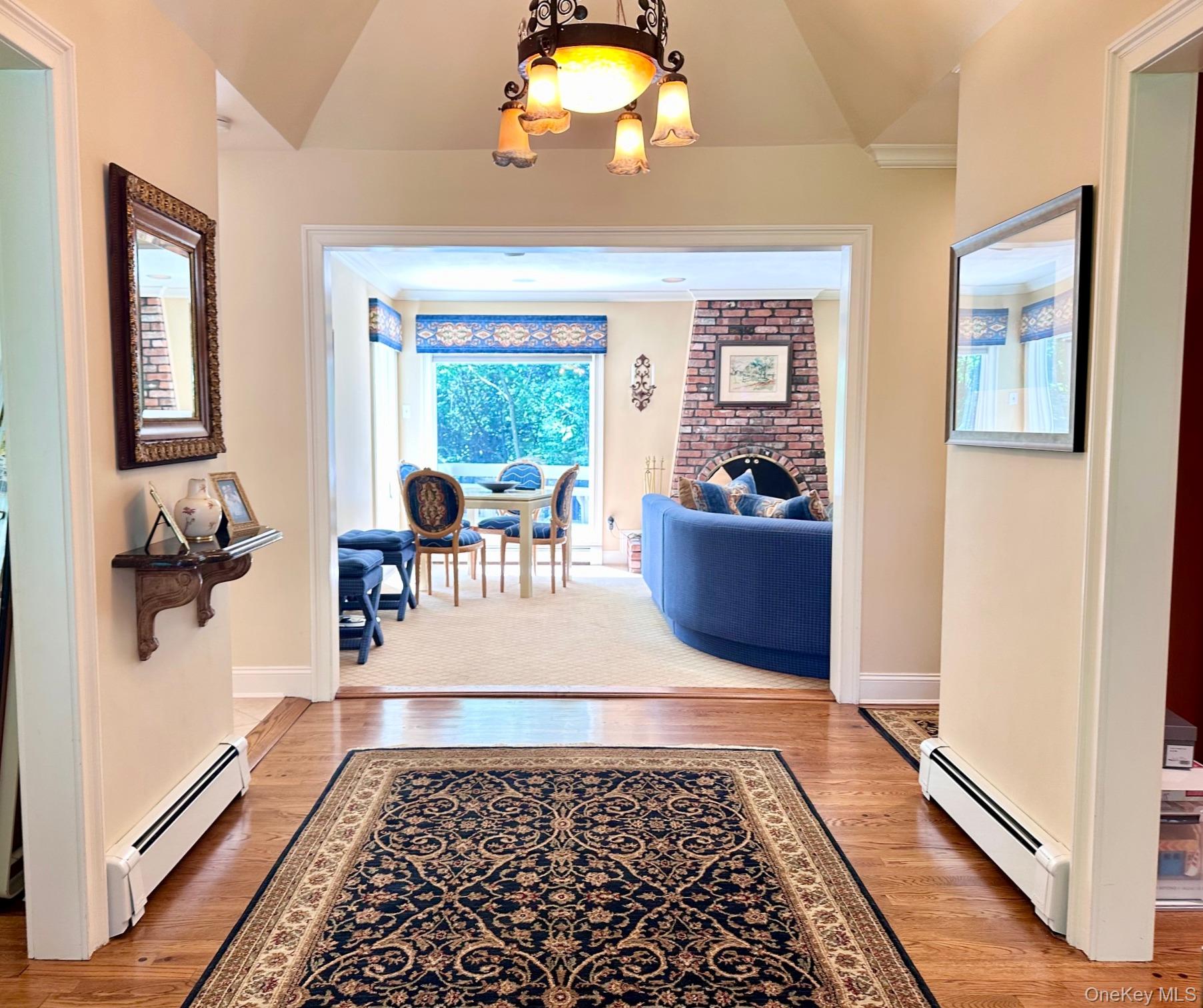 3 Chiswell Drive, Melville, NY 11747