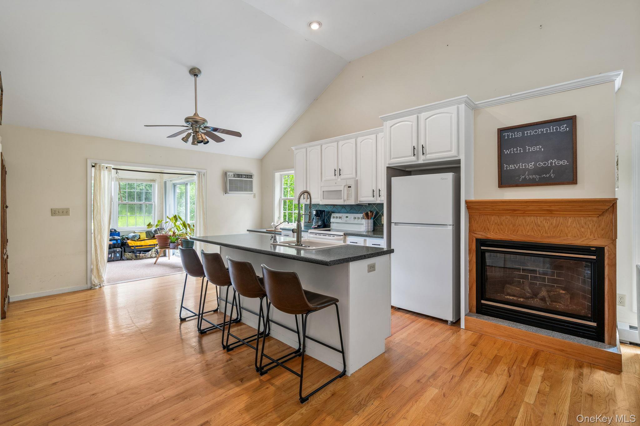 7 Van Keuren Avenue, Pine Bush, NY 12566