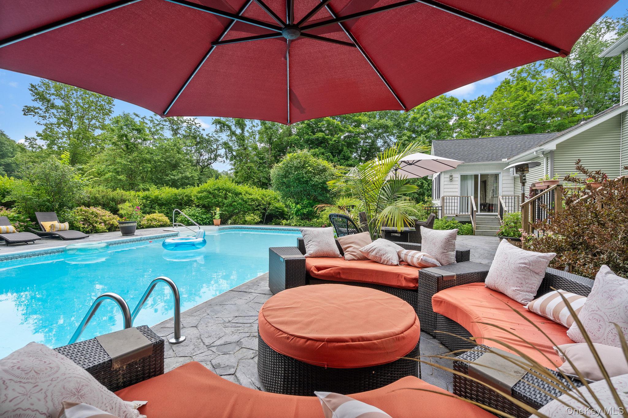 7 Van Keuren Avenue, Pine Bush, NY 12566