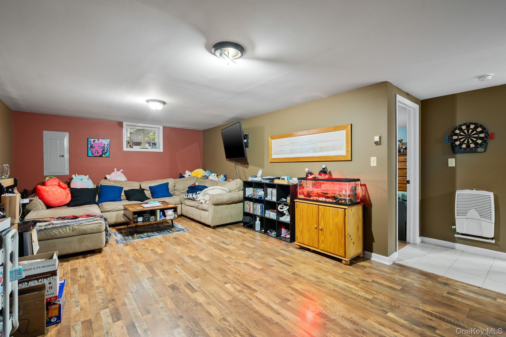 7 Van Keuren Avenue, Pine Bush, NY 12566