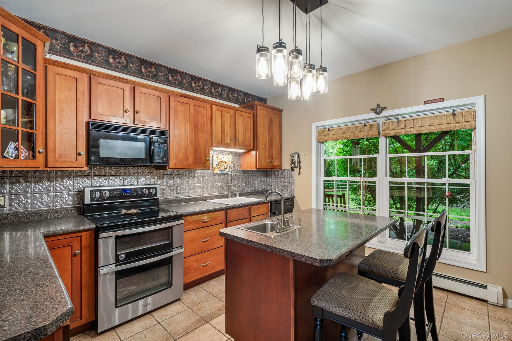 7 Van Keuren Avenue, Pine Bush, NY 12566