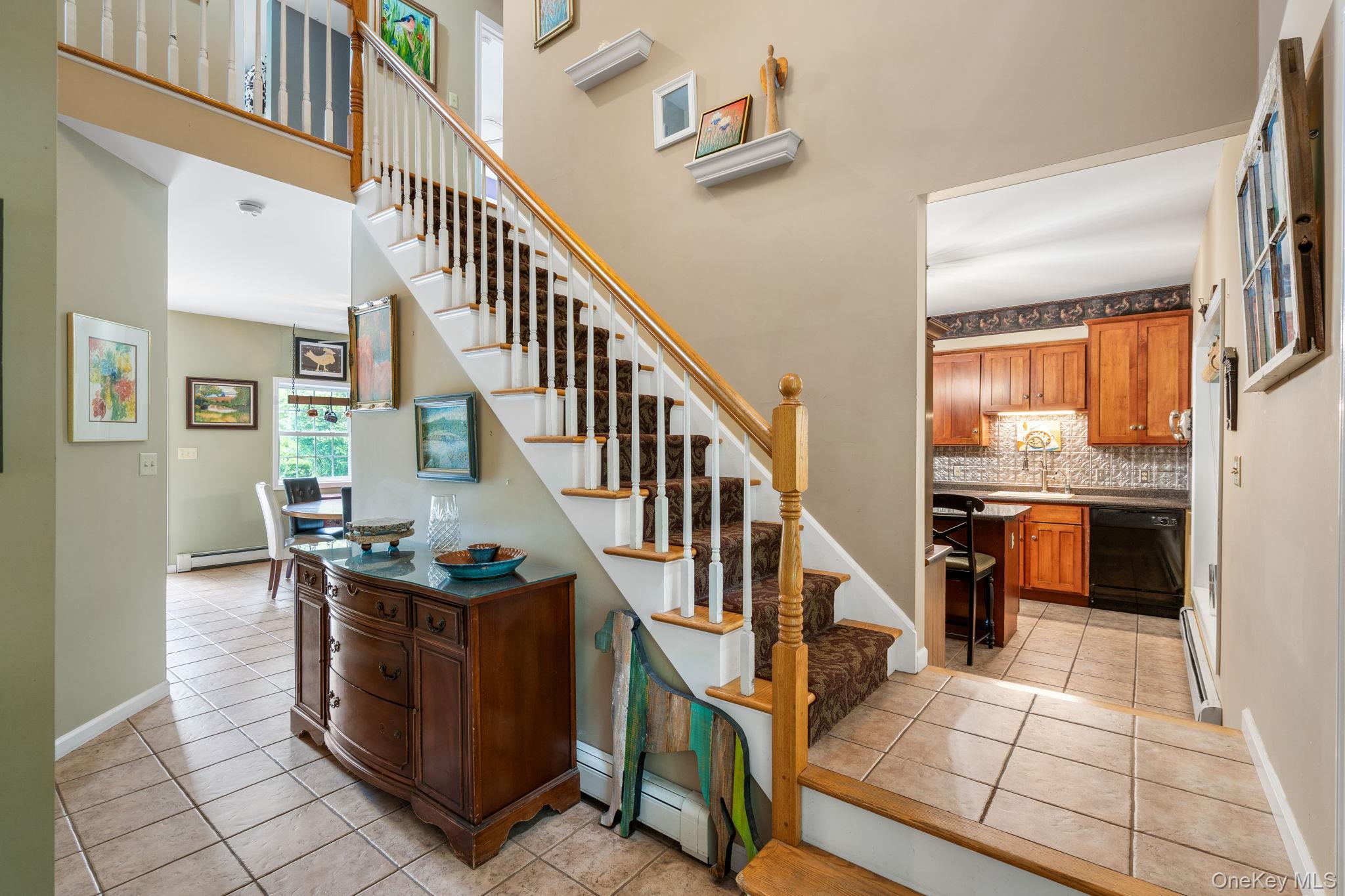 7 Van Keuren Avenue, Pine Bush, NY 12566