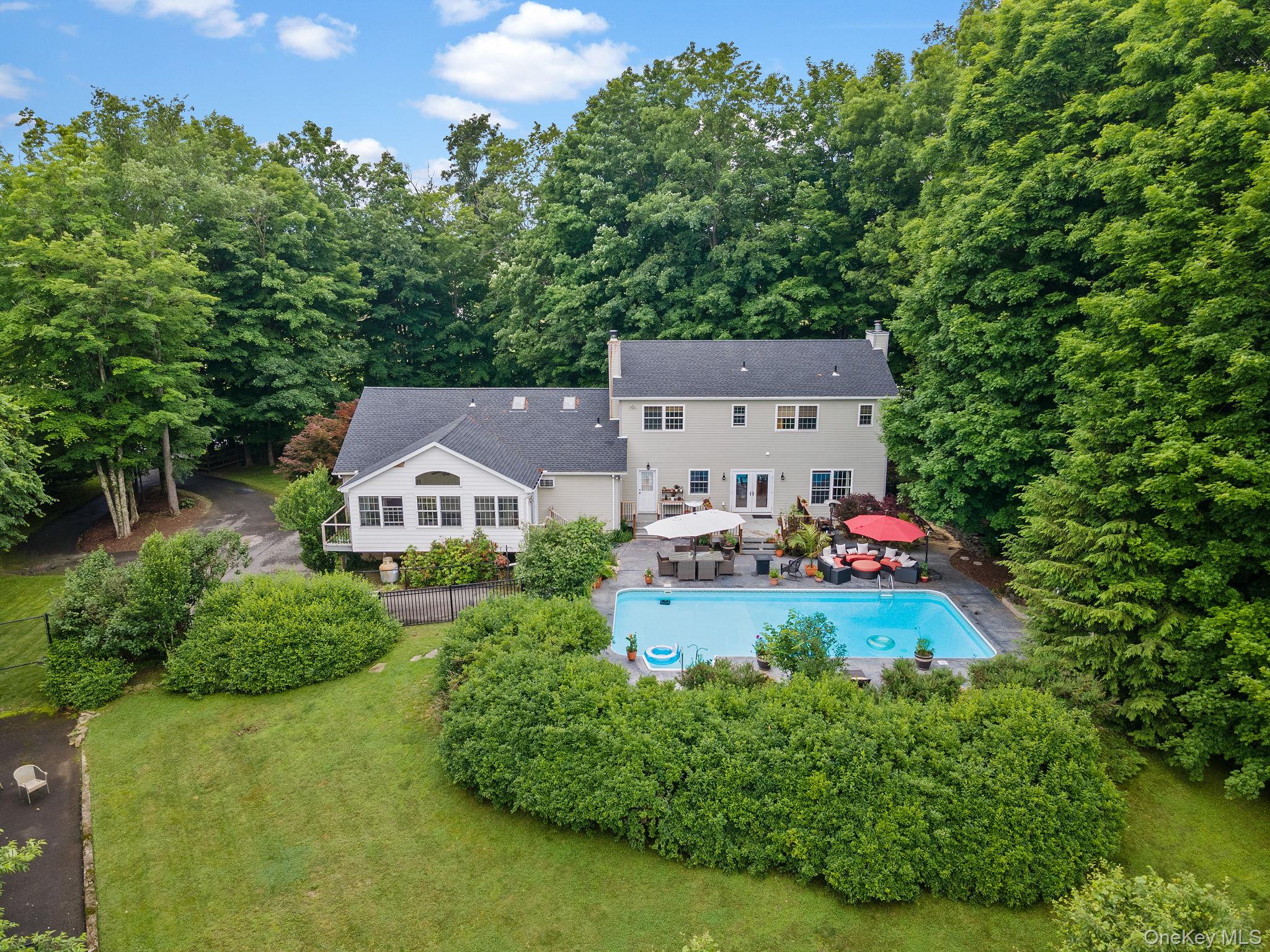 7 Van Keuren Avenue, Pine Bush, NY 12566