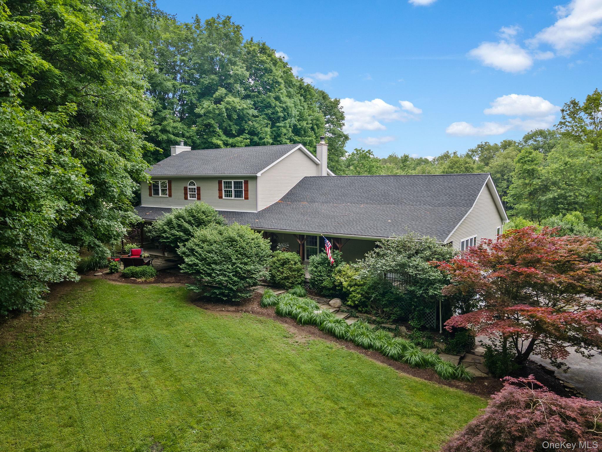 7 Van Keuren Avenue, Pine Bush, NY 12566