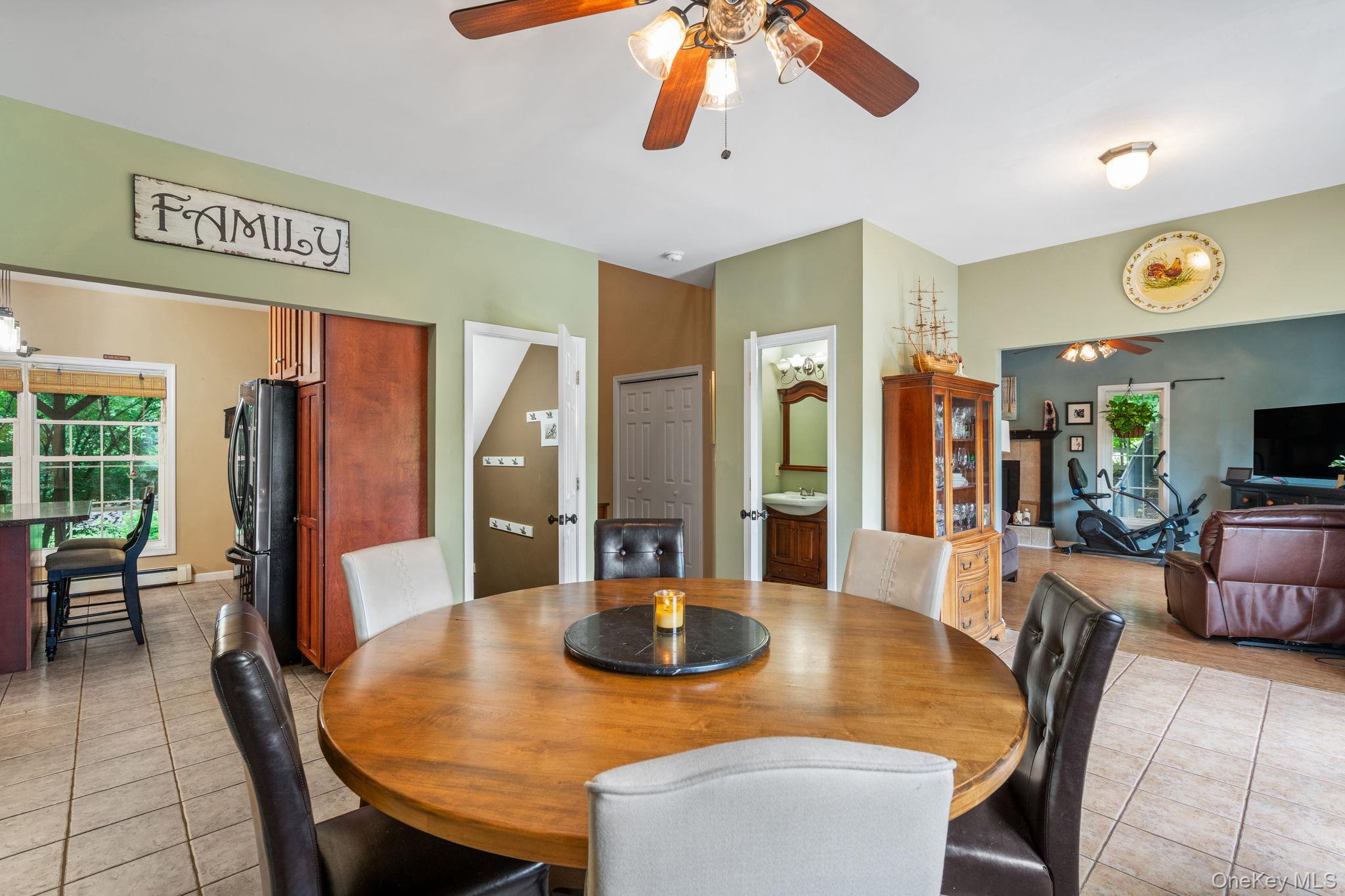 7 Van Keuren Avenue, Pine Bush, NY 12566