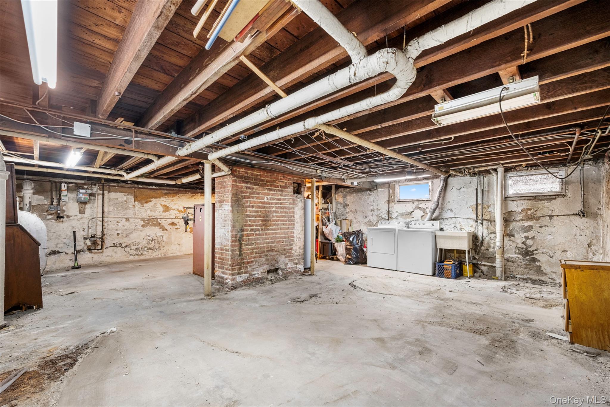 38-29 216th Street, Bayside, NY 11361