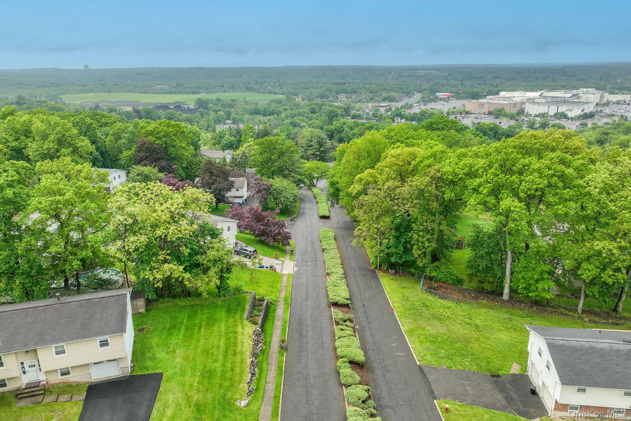 1 S Delaware Drive, Nyack, NY 10960