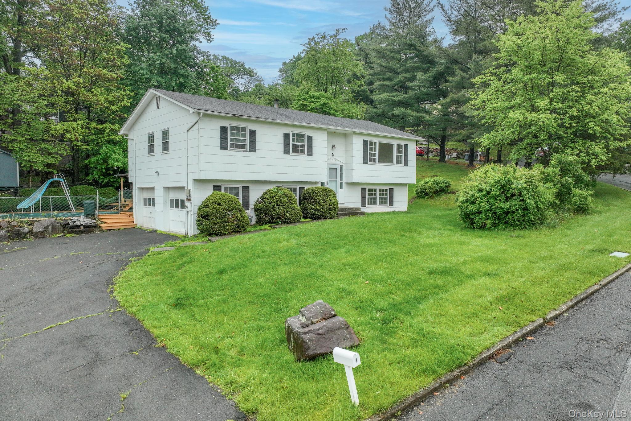 1 S Delaware Drive, Nyack, NY 10960