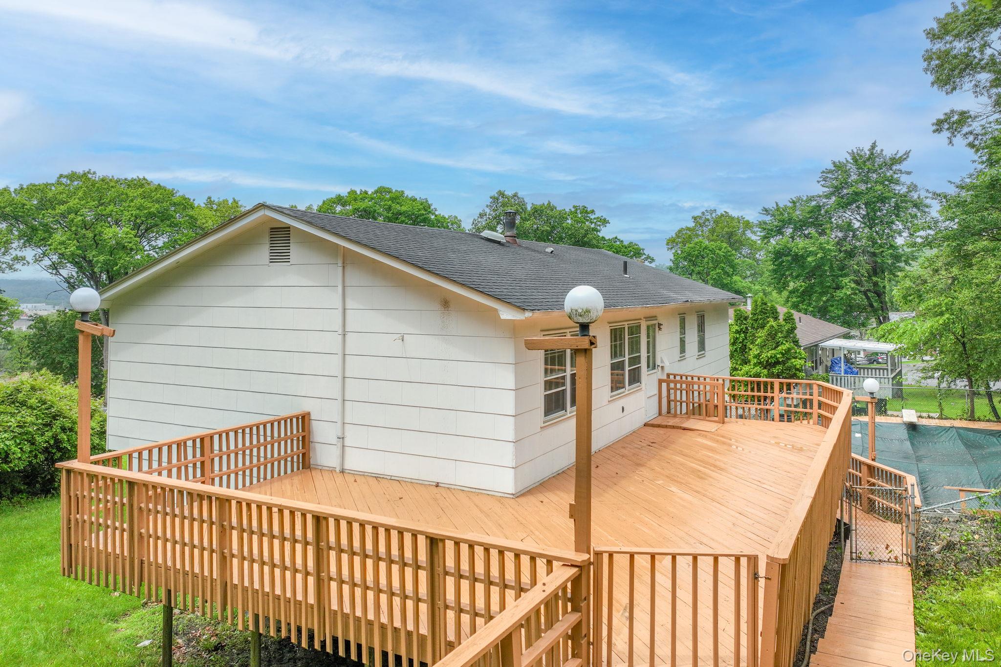 1 S Delaware Drive, Nyack, NY 10960