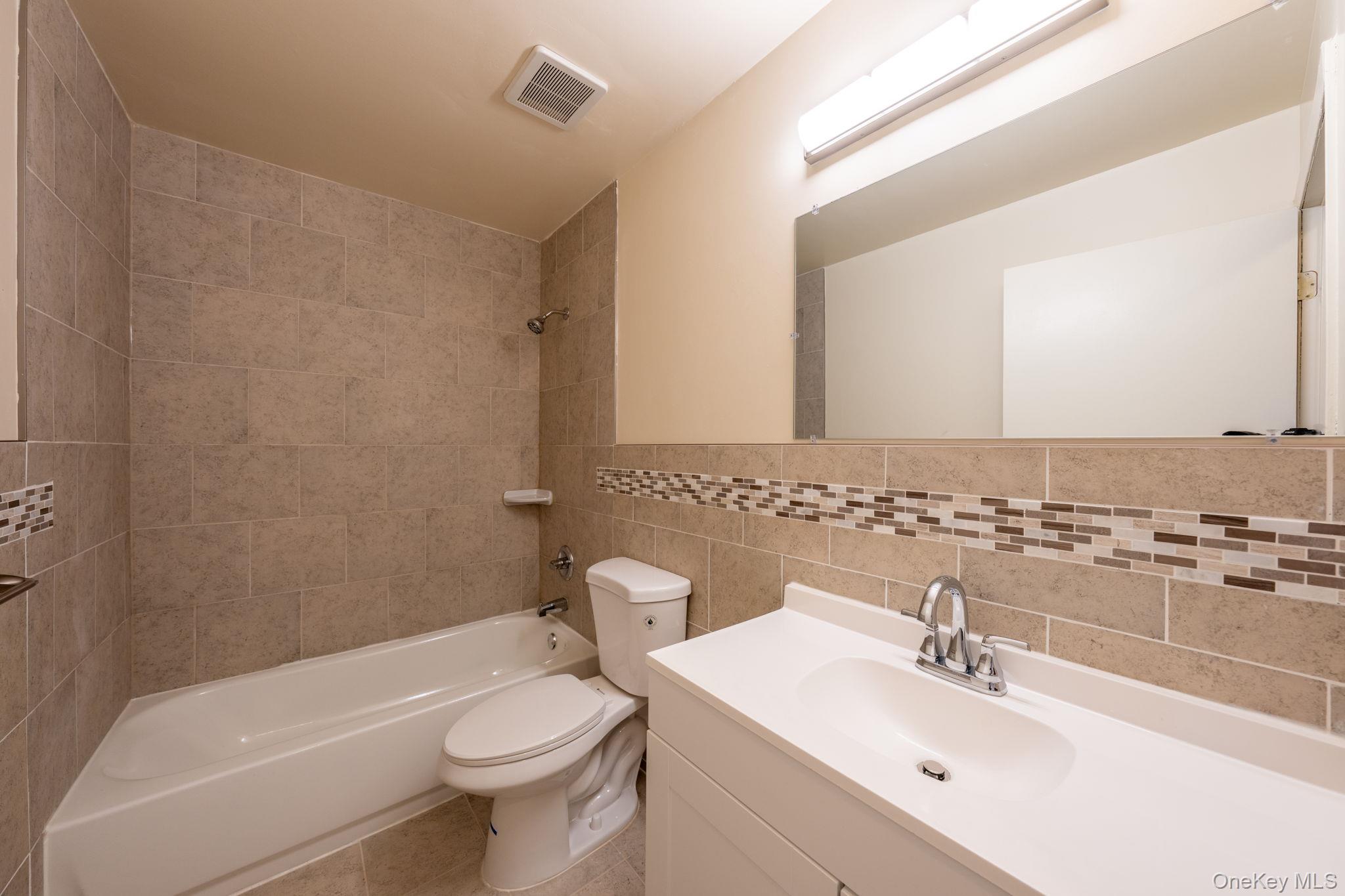 1 S Delaware Drive, Nyack, NY 10960