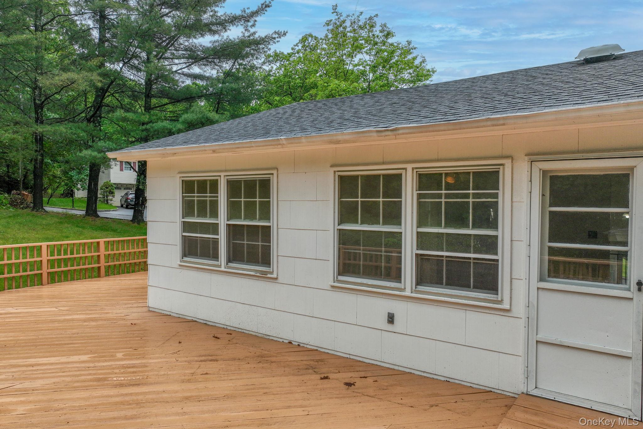 1 S Delaware Drive, Nyack, NY 10960