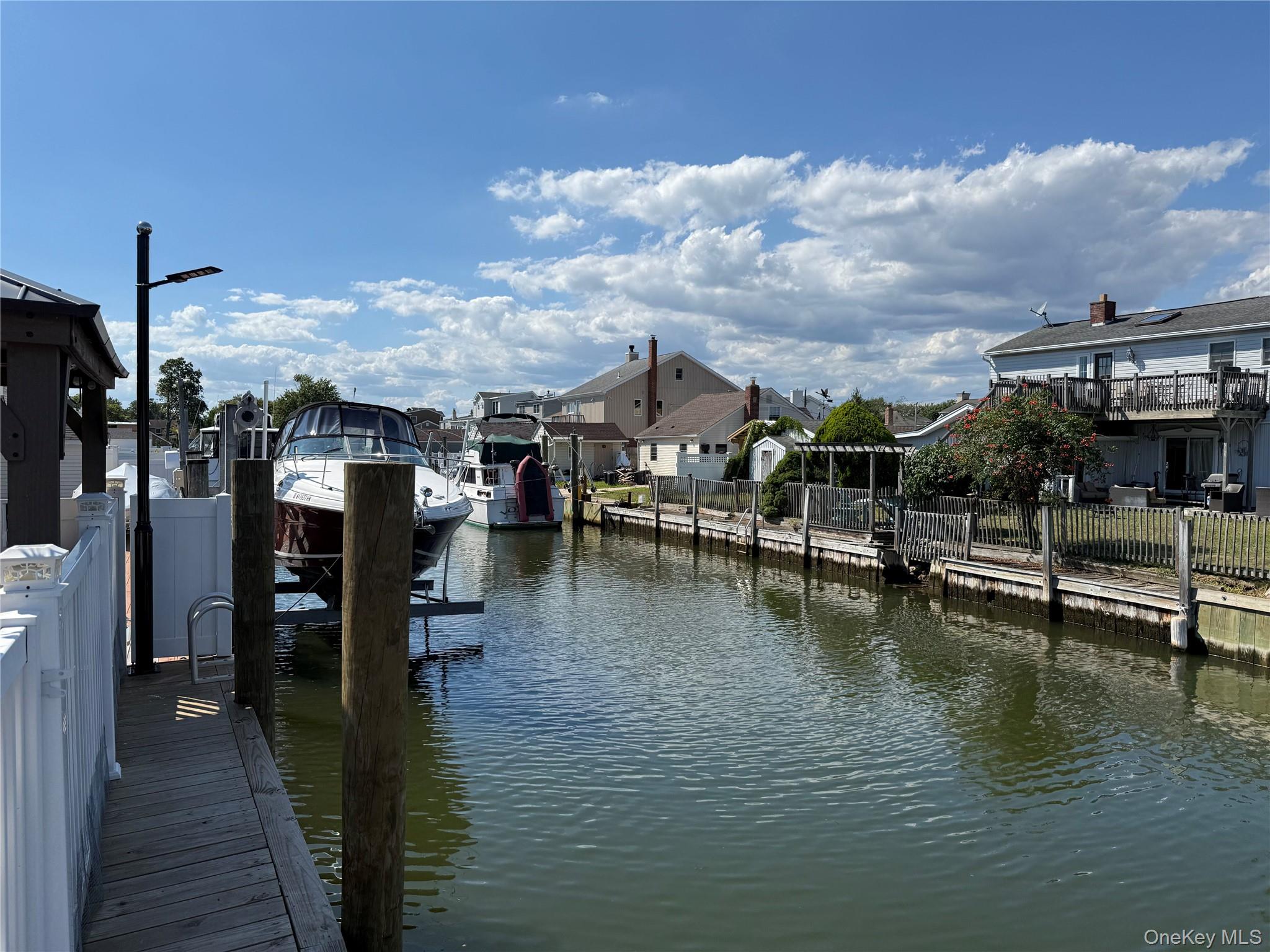 3 Desoto Road, Amity Harbor, NY 11701