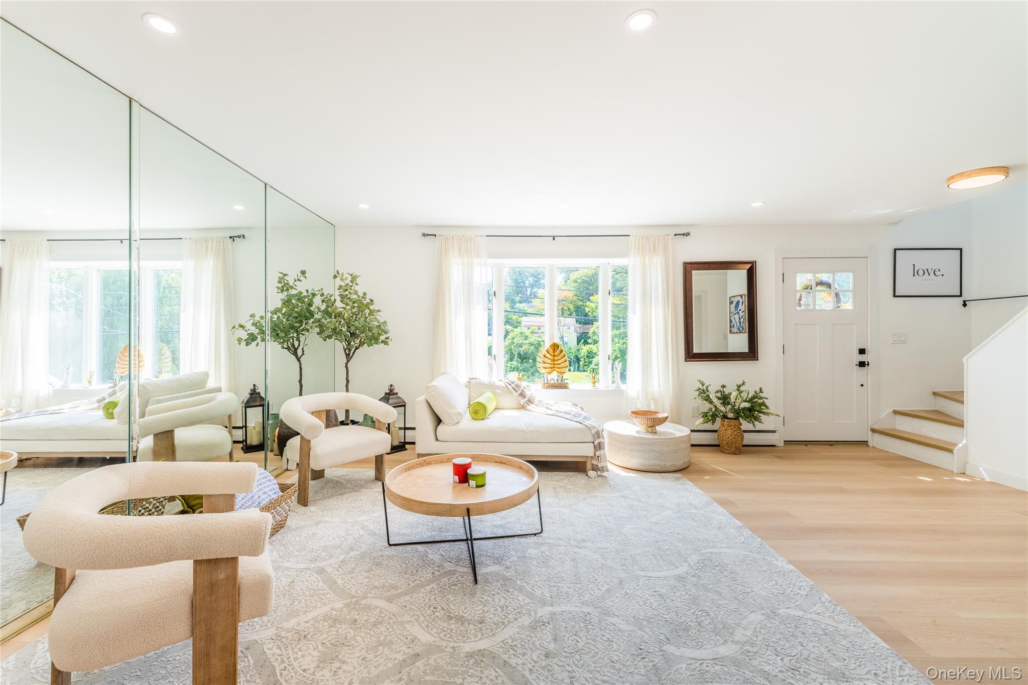 120 Glenwood Road, Glenwood Landing, NY 11547