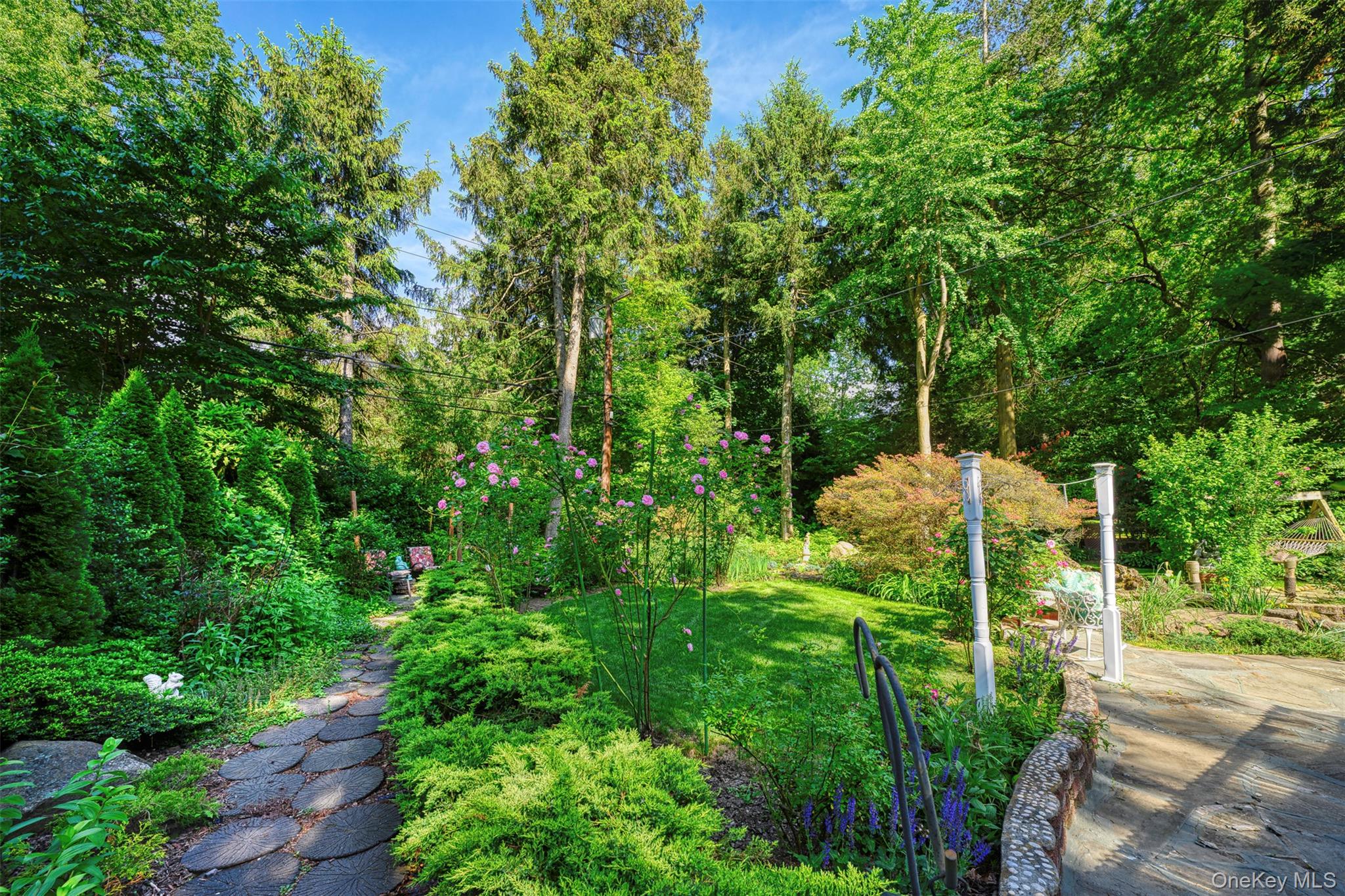 200 Myrtle Drive, Great Neck, NY 11021