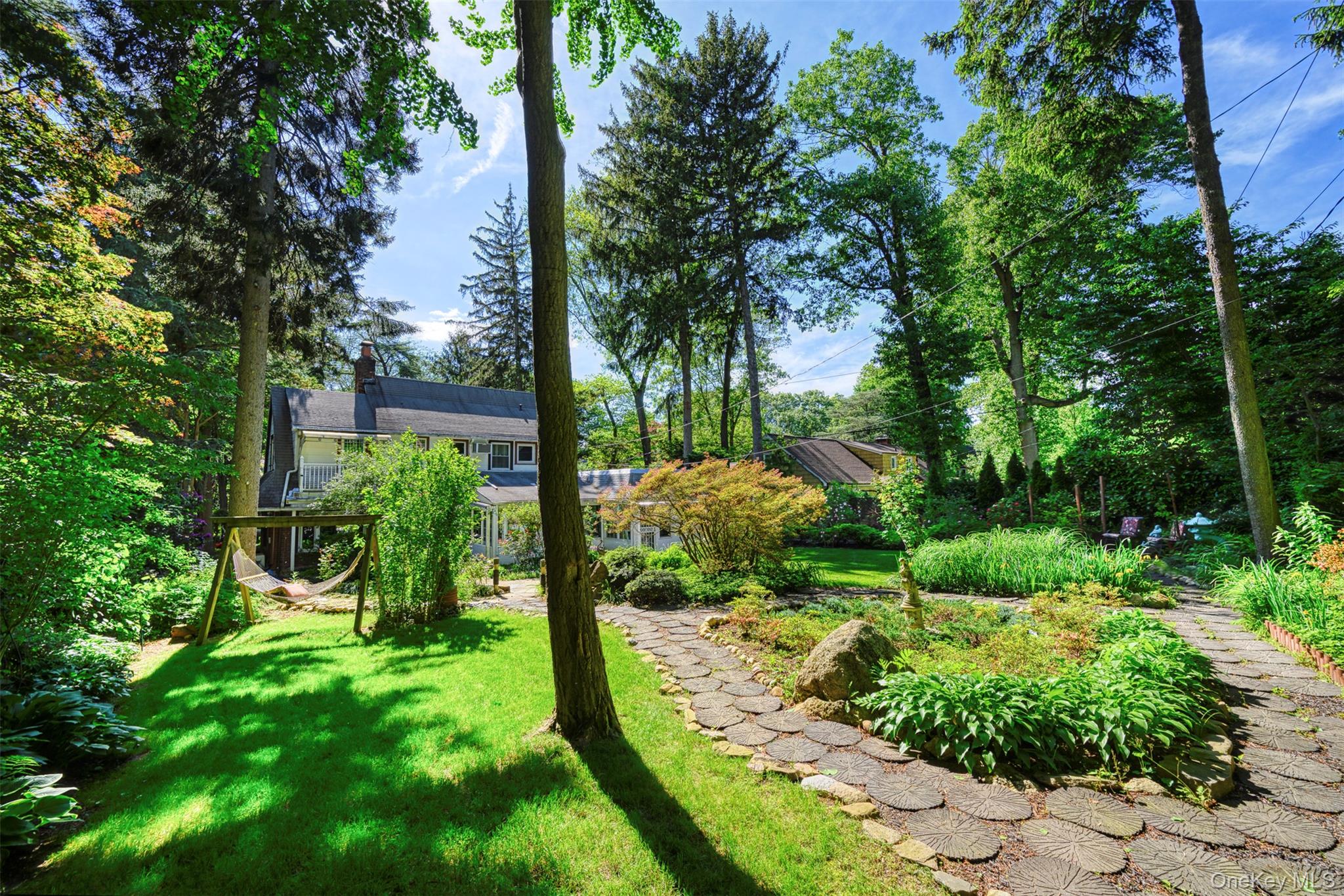 200 Myrtle Drive, Great Neck, NY 11021