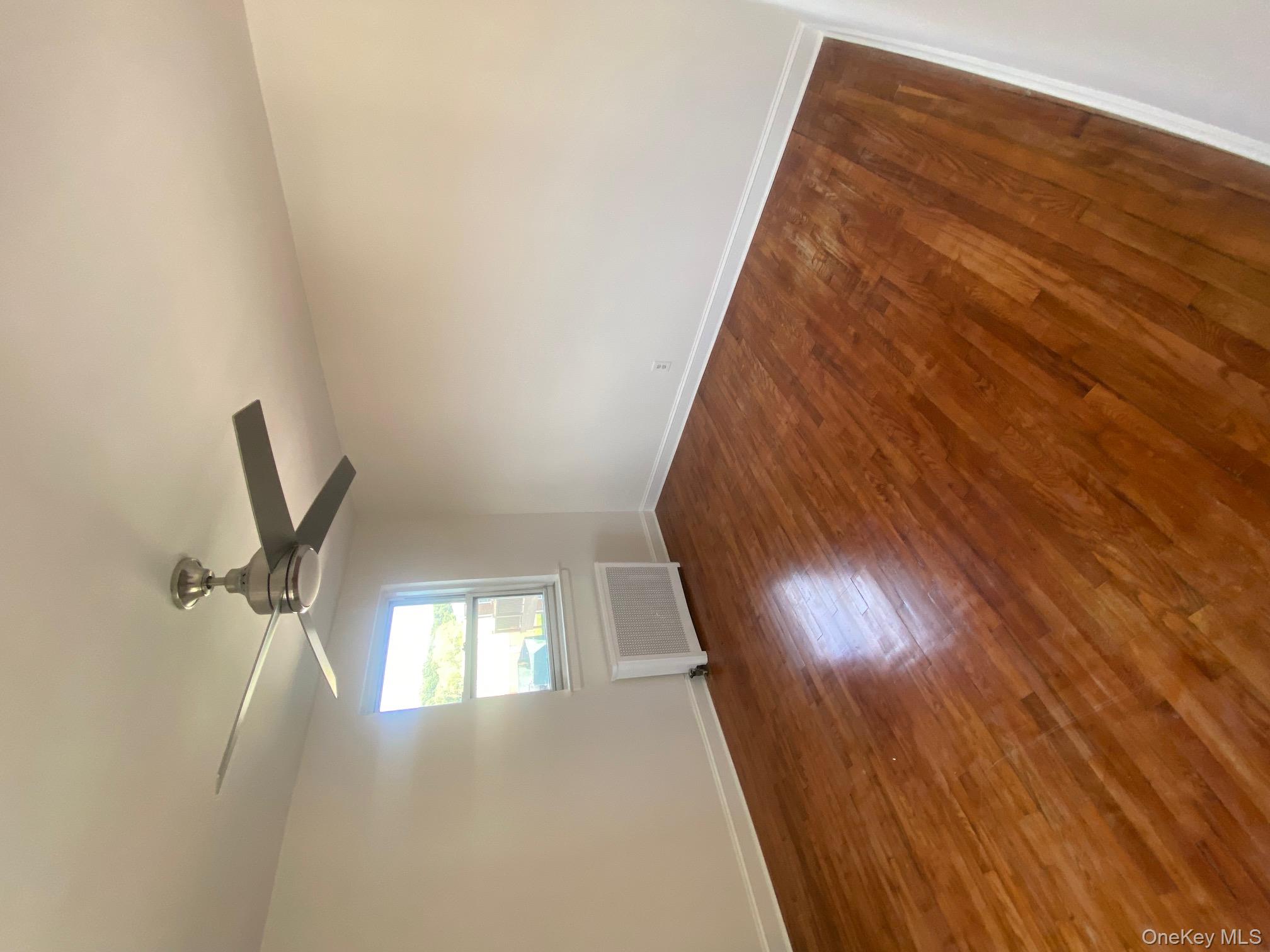 245-31B 76th Avenue # 31B, Glen Oaks, NY 11426