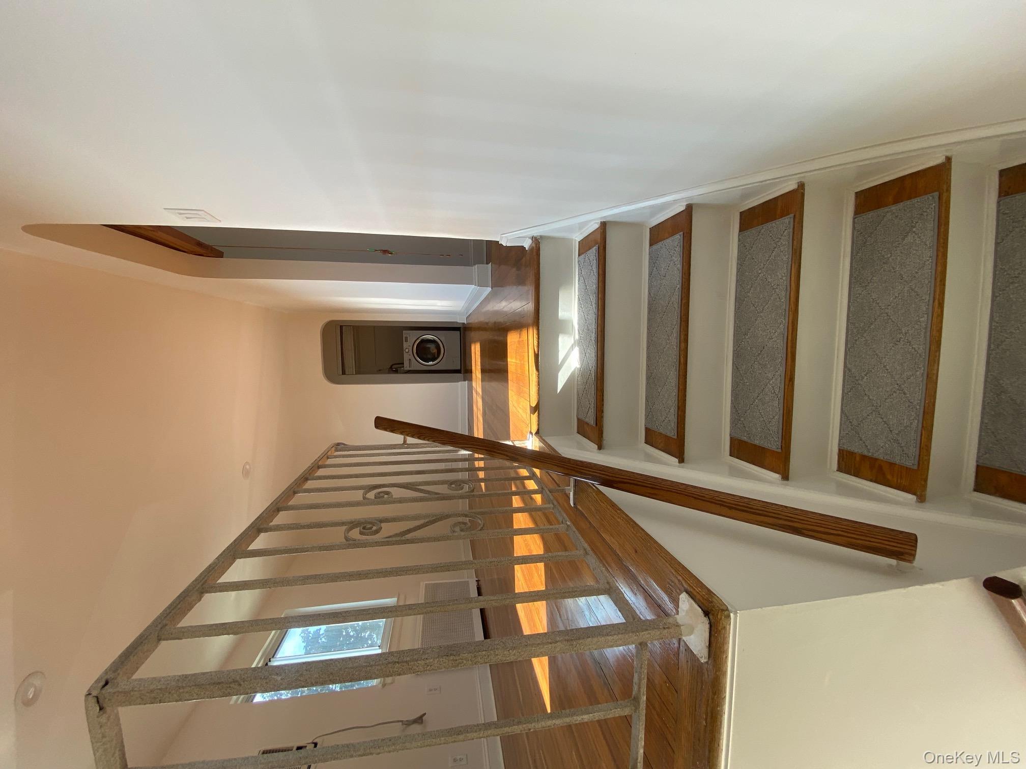 245-31B 76th Avenue # 31B, Glen Oaks, NY 11426