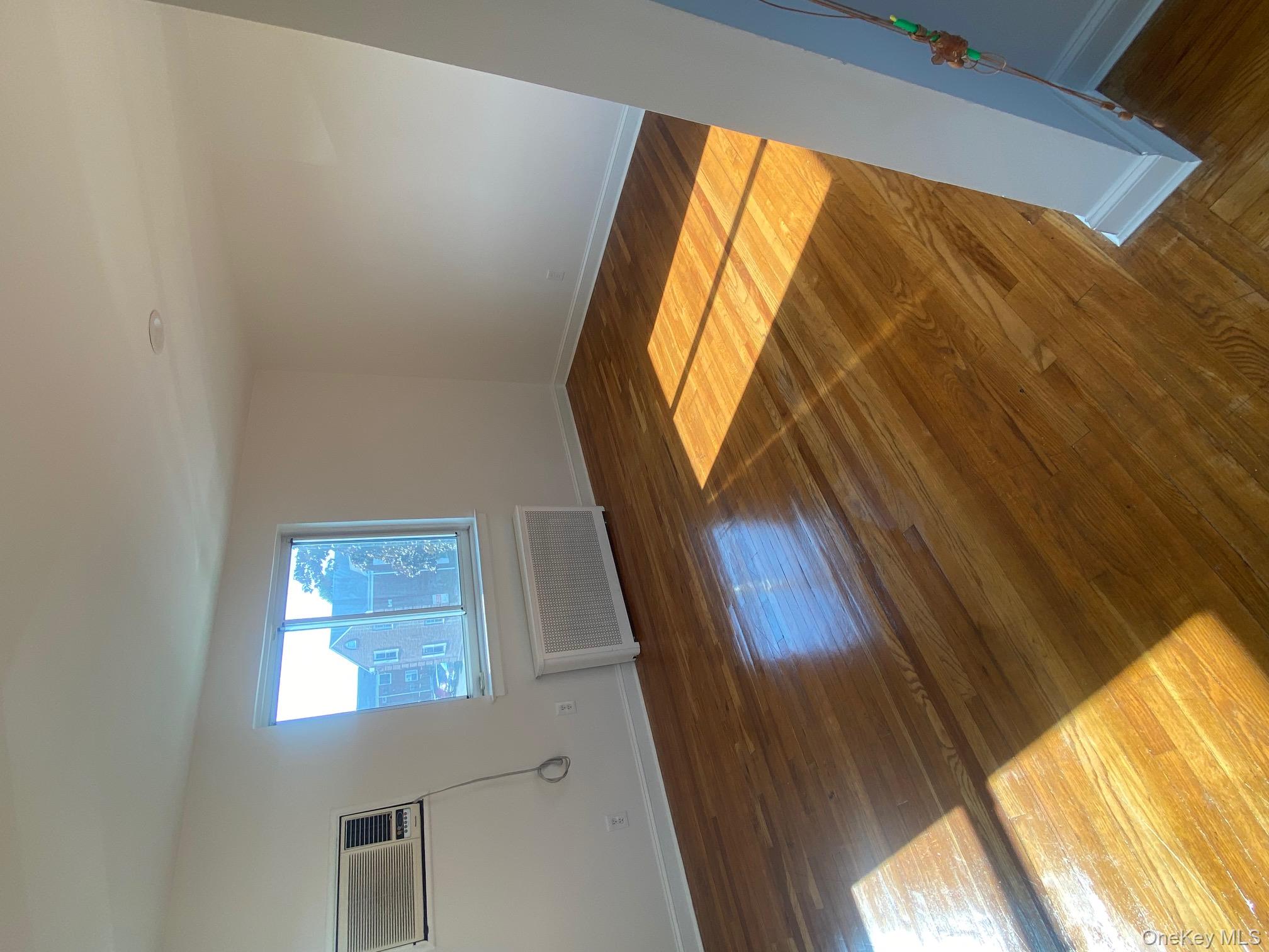 245-31B 76th Avenue # 31B, Glen Oaks, NY 11426