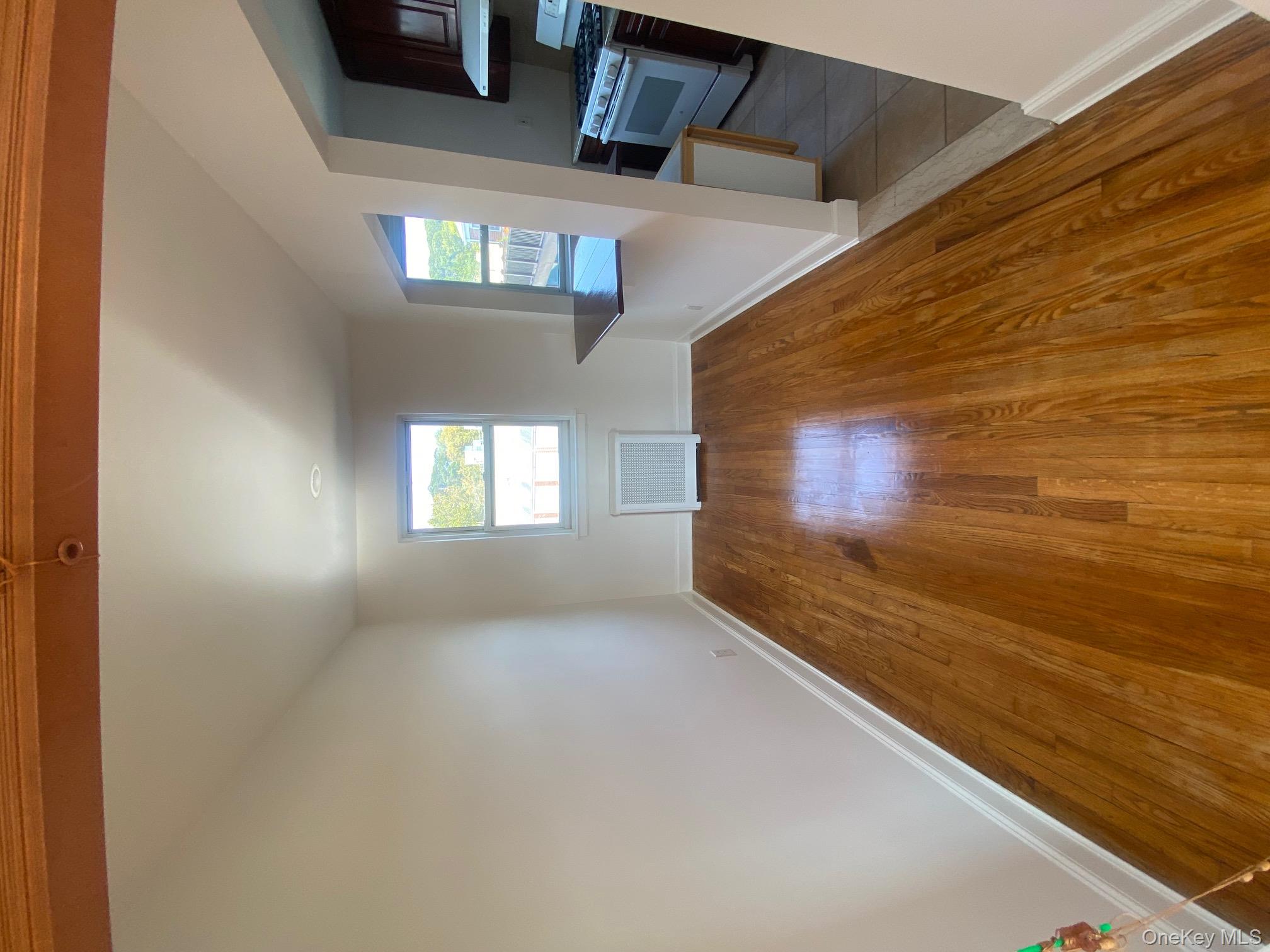 245-31B 76th Avenue # 31B, Glen Oaks, NY 11426