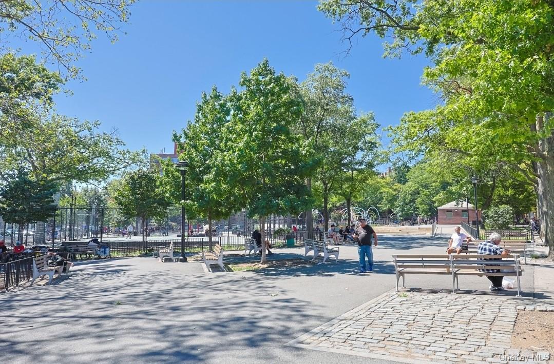 44-25 Macnish Street # #6D, Elmhurst, NY 11373