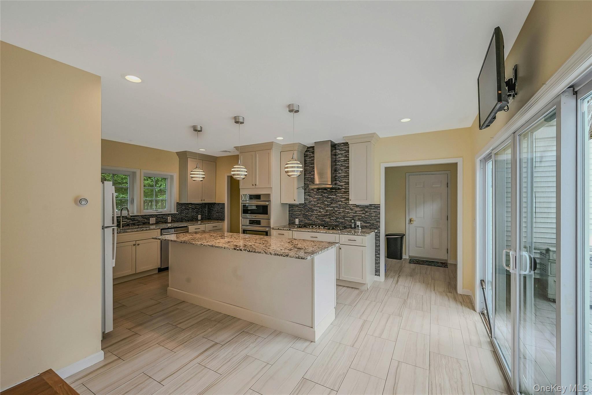 144 South Path, Calverton, NY 11933