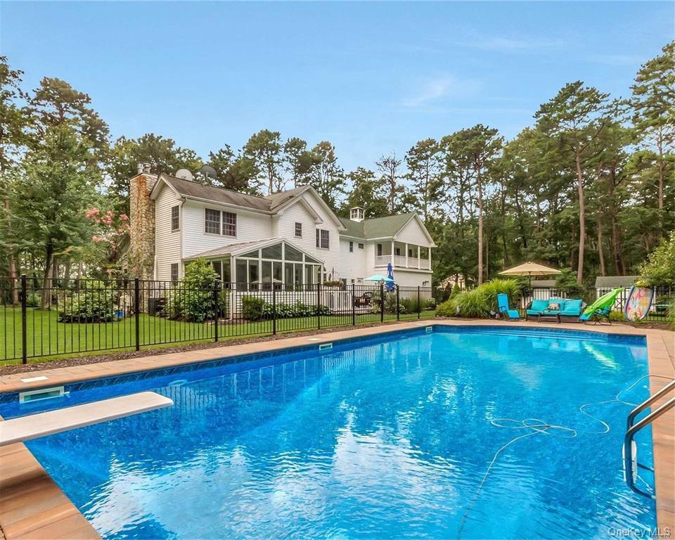 144 South Path, Calverton, NY 11933