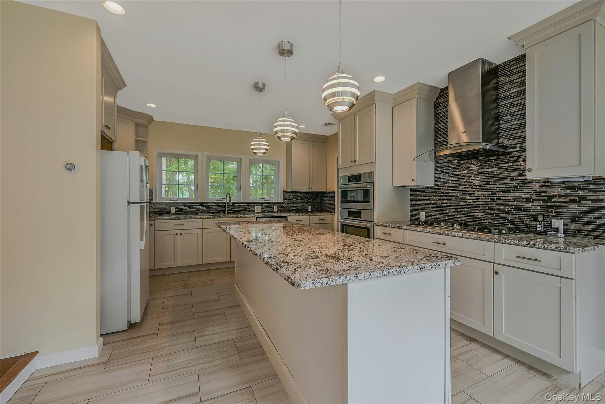 144 South Path, Calverton, NY 11933