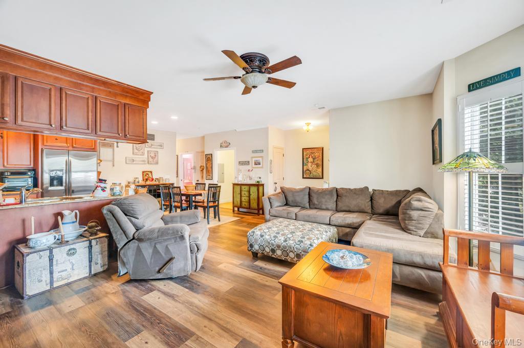 305 Okeefe Court, Oakdale, NY 11769