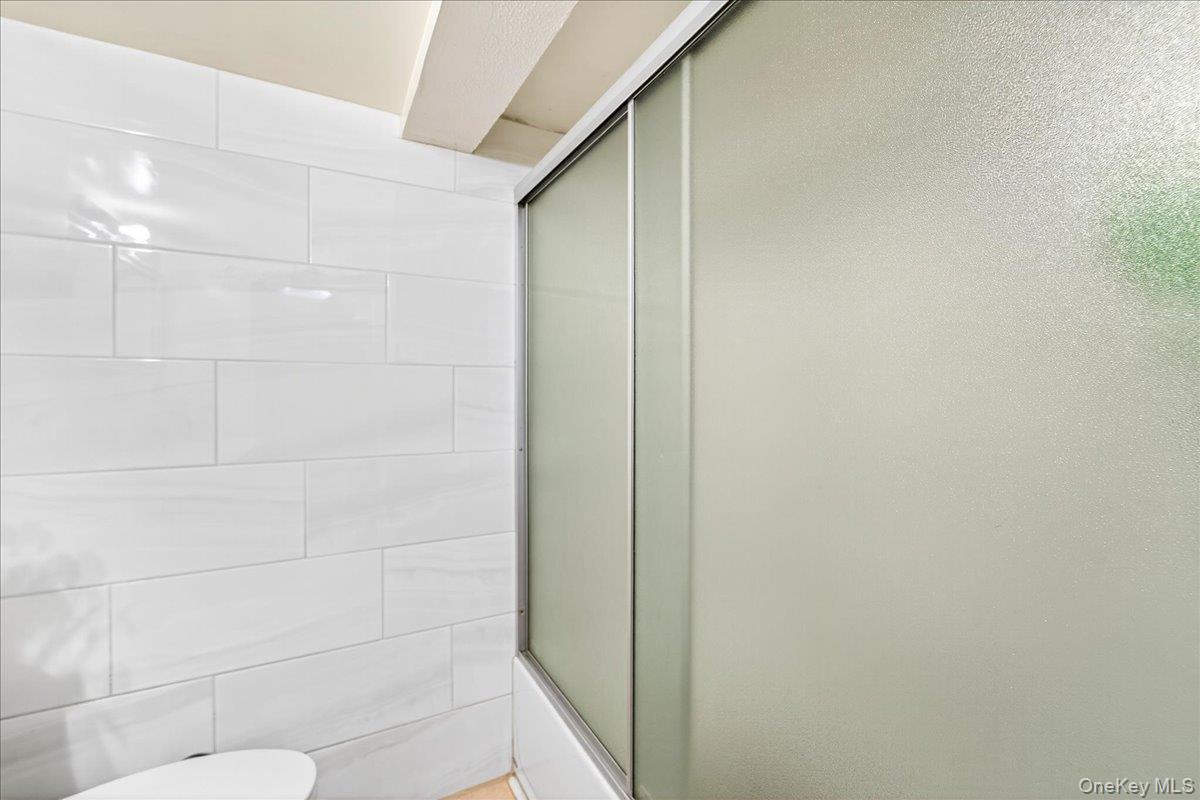 255 Ridgewood Avenue, Brooklyn, NY 11208