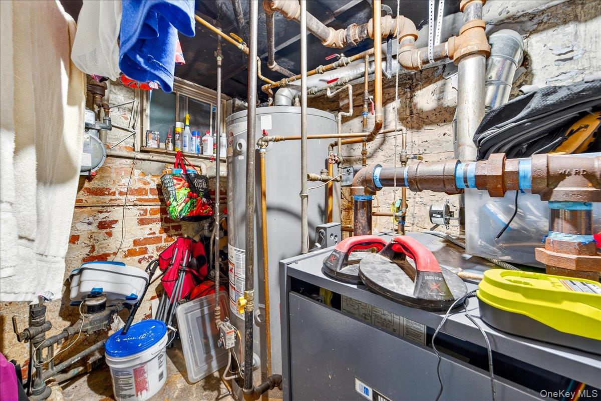 255 Ridgewood Avenue, Brooklyn, NY 11208