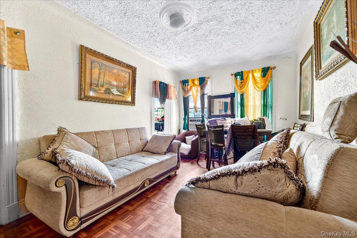 255 Ridgewood Avenue, Brooklyn, NY 11208