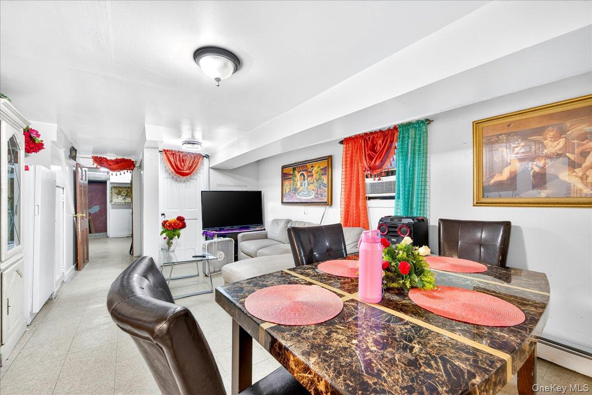 255 Ridgewood Avenue, Brooklyn, NY 11208