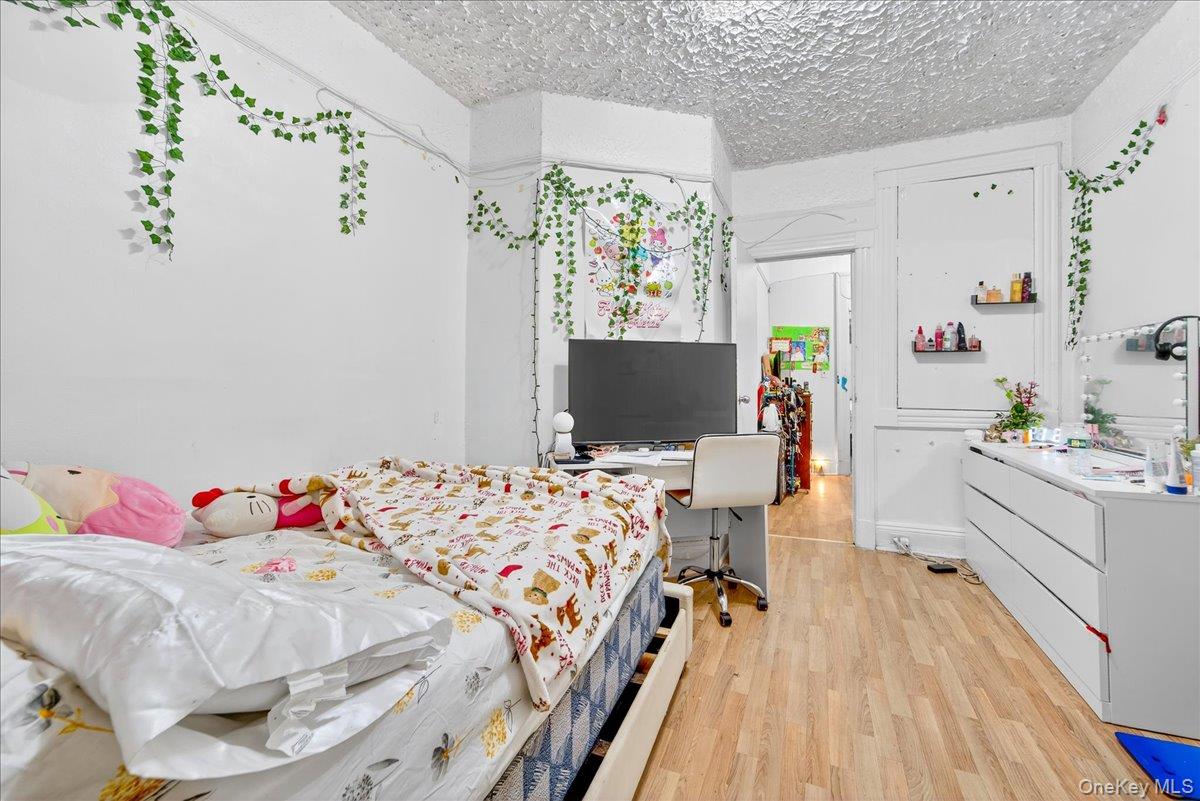 255 Ridgewood Avenue, Brooklyn, NY 11208