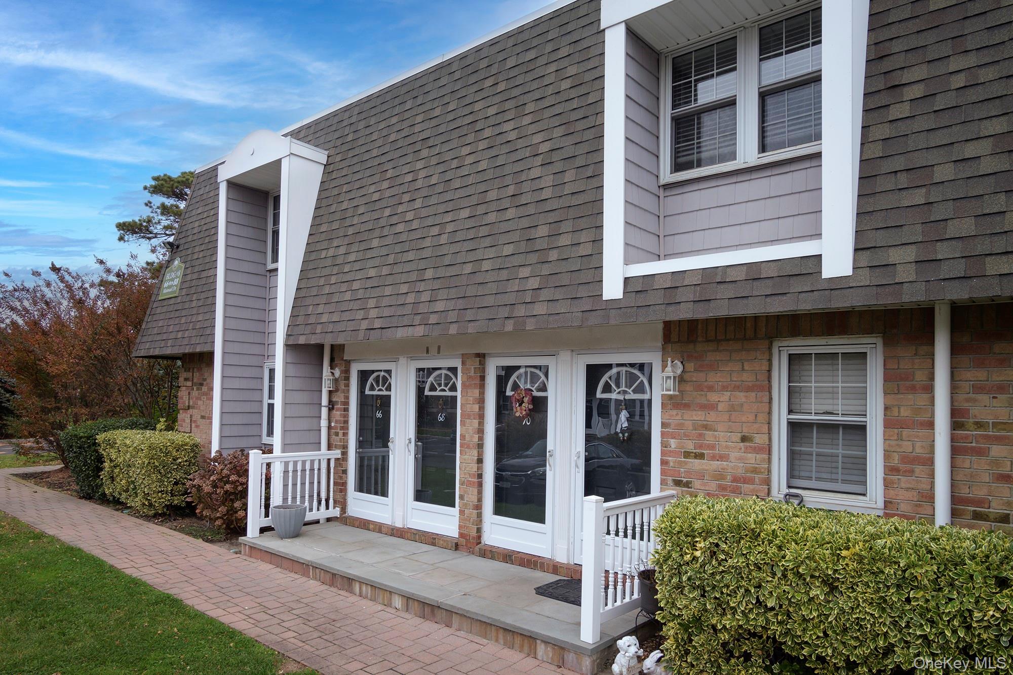 66 watergate Lane # 6-66, Patchogue, NY 11772
