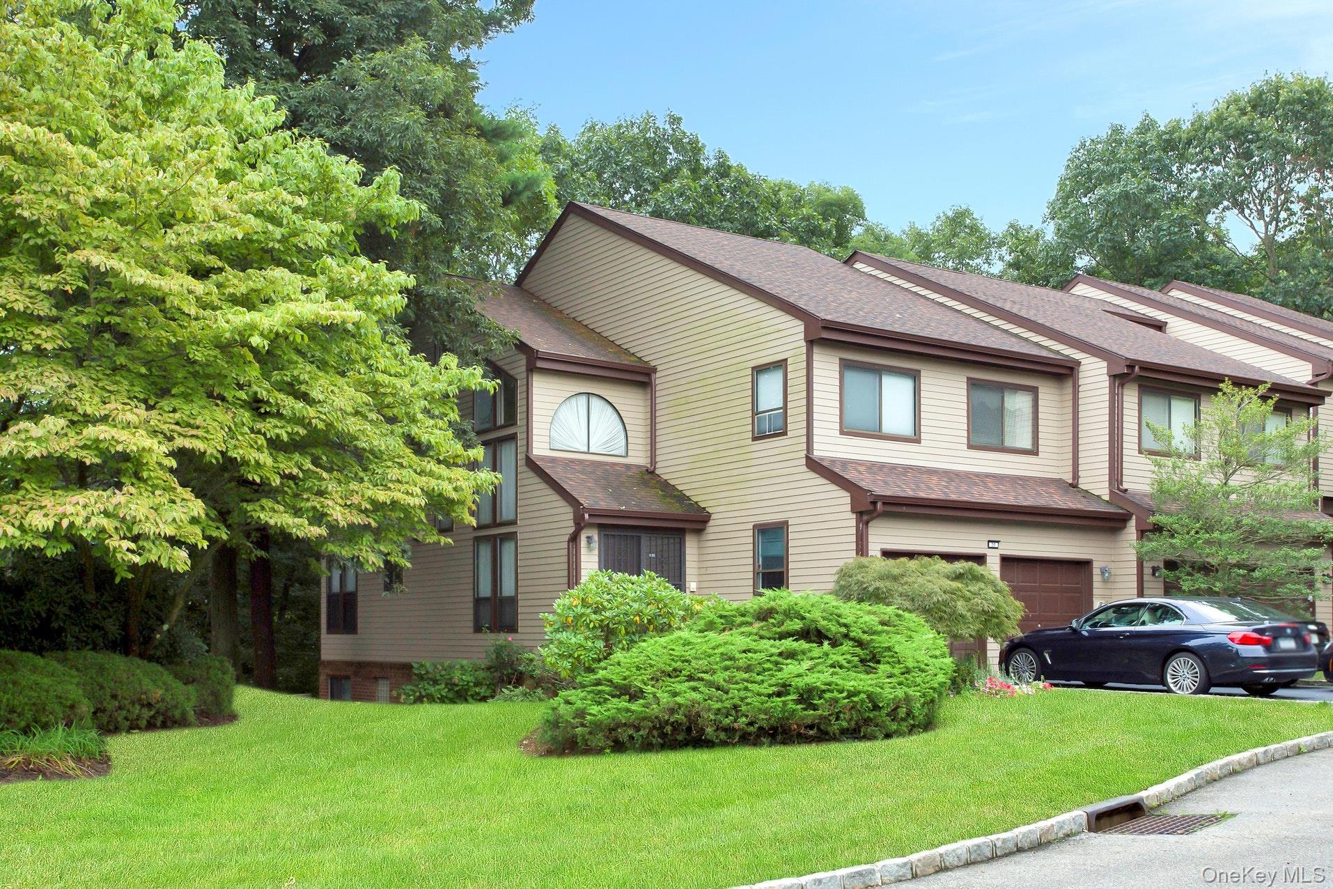 30 The Glen, Glen Head, NY 11545