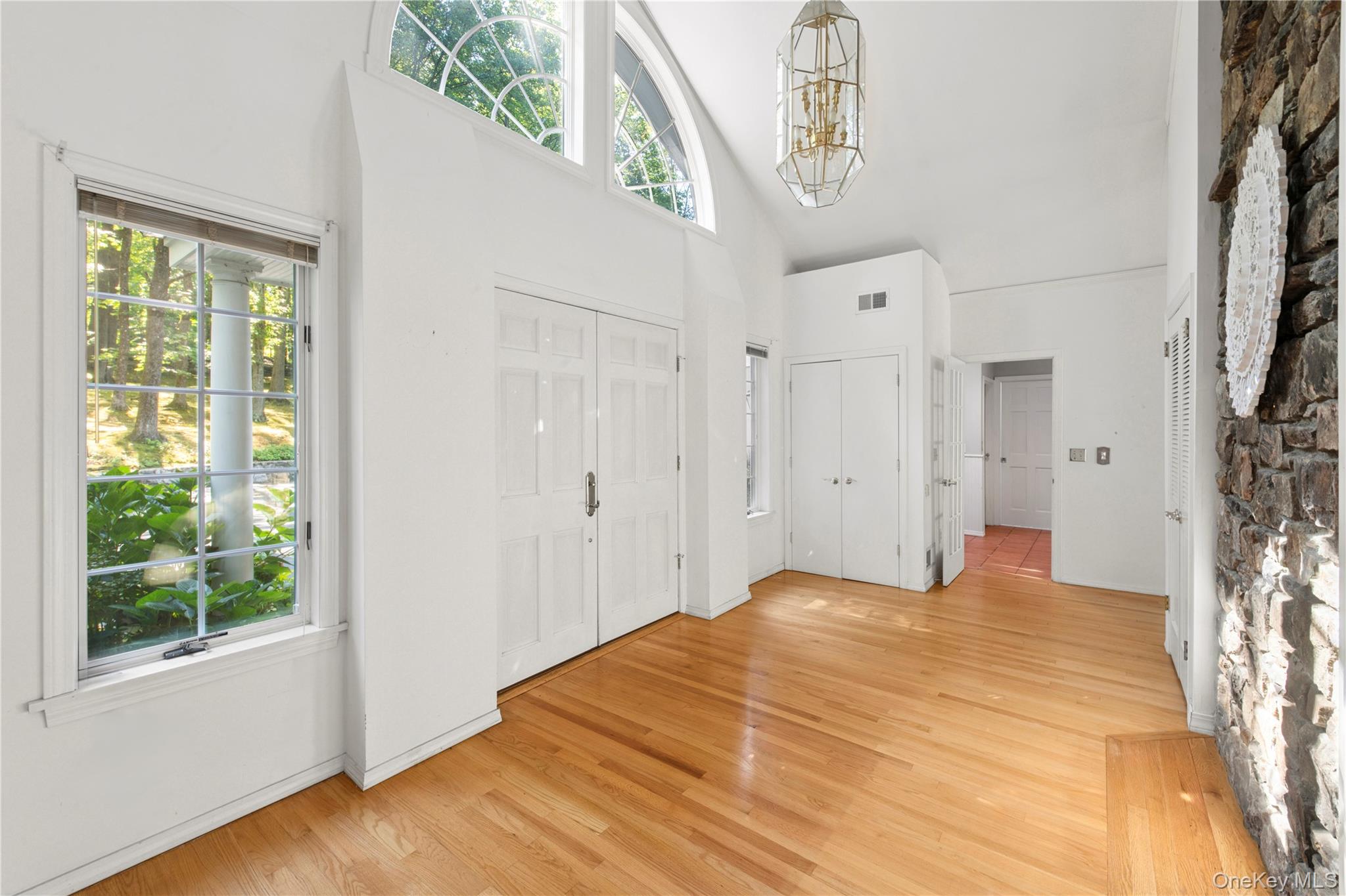 120 McLain Street, Bedford Corners, NY 10549